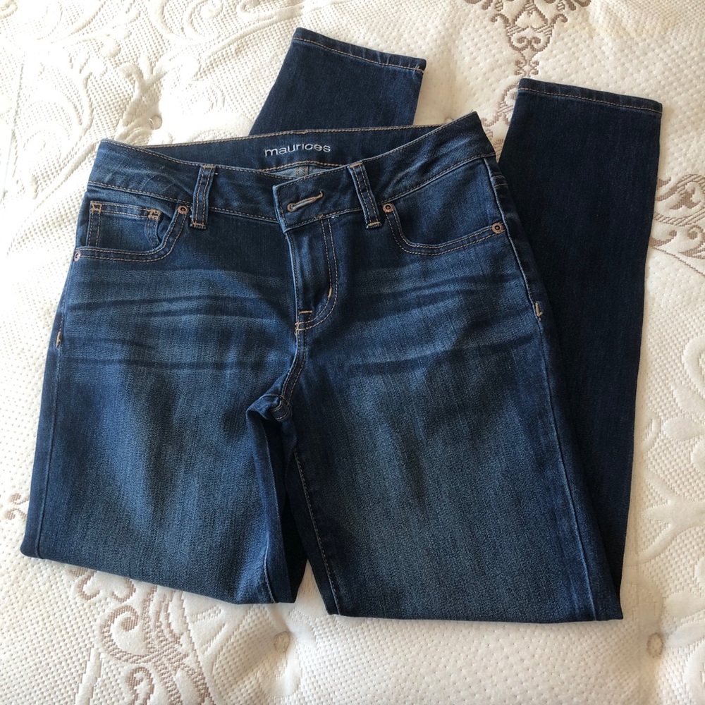 Maurices Dark Wash Jean Strait Leg 4